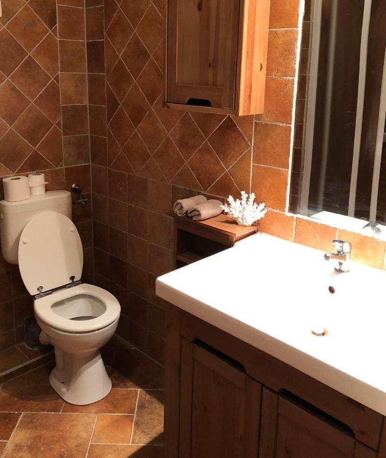 Capri Apartman Eger Zewnętrze zdjęcie