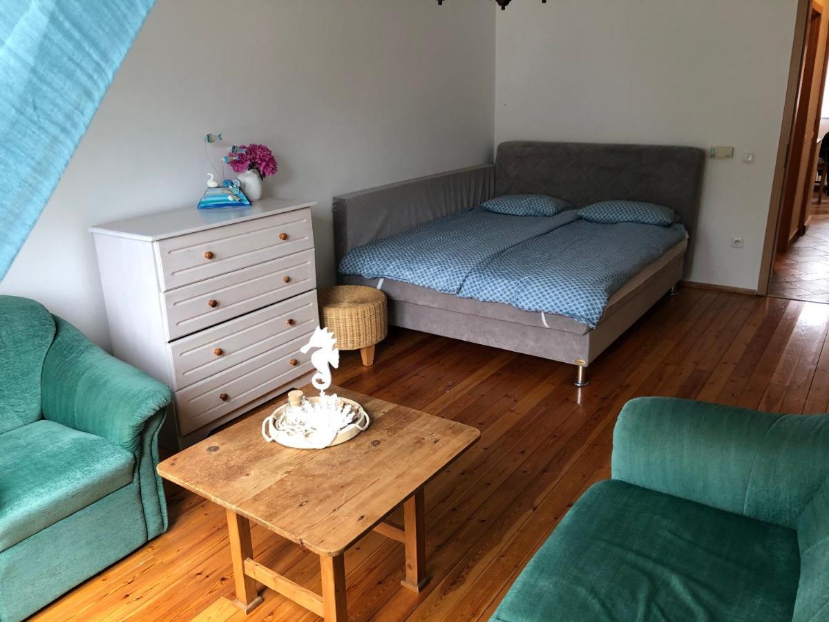 Capri Apartman Eger Zewnętrze zdjęcie
